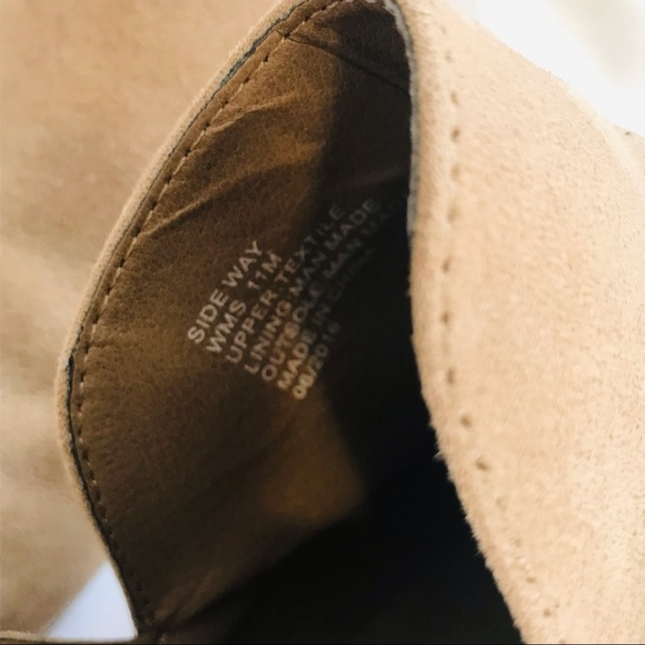 Reaction By Kenneth Cole Booties - Picture 5 of 7